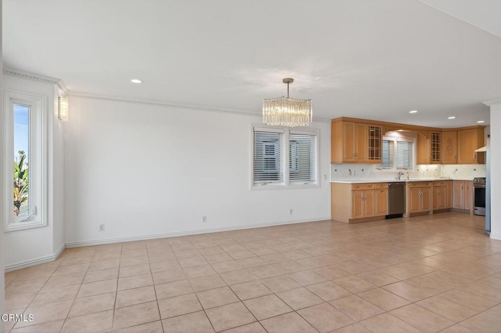 Oxnard, California, 93035, United States, 4 Bedrooms Bedrooms, ,4 BathroomsBathrooms,Residential,Active,1997596