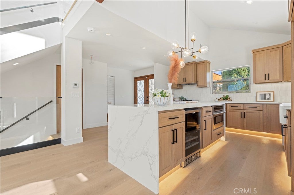 Los Angeles, California, 90046, United States, 3 Bedrooms Bedrooms, ,4 BathroomsBathrooms,Residential,Active,1862862