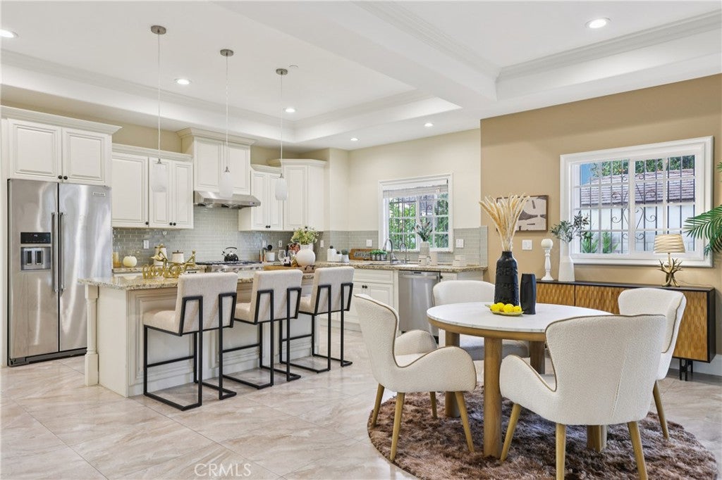 Temple City, California, 91780, United States, 5 Bedrooms Bedrooms, ,6 BathroomsBathrooms,Residential,Active,1988707