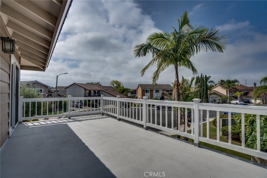 Huntington Beach, California, 92647, United States, 4 Bedrooms Bedrooms, ,3 BathroomsBathrooms,Residential,Active,2030516