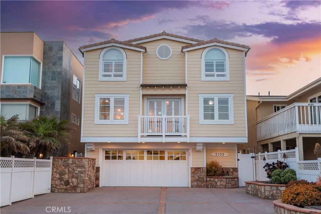 Oxnard, California, 93035, United States, ,4 BathroomsBathrooms,Residential,Active,1839447