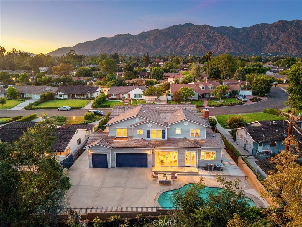 Arcadia, California, 91007, United States, 5 Bedrooms Bedrooms, ,6 BathroomsBathrooms,Residential,Active,1941105