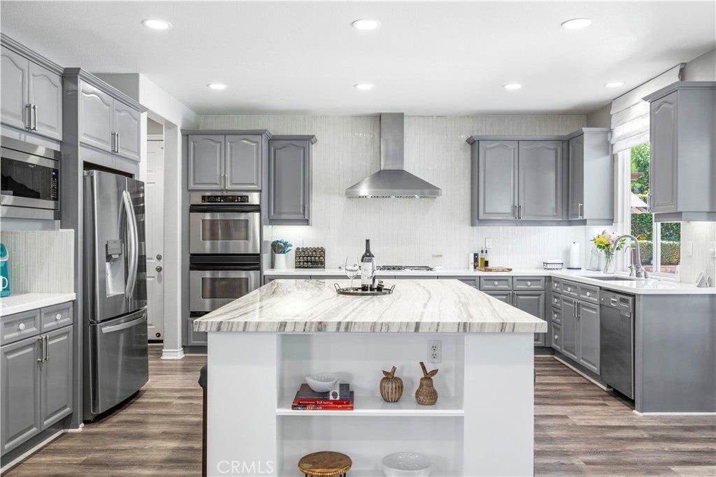 Stevenson Ranch, California, 91381, United States, 5 Bedrooms Bedrooms, ,4 BathroomsBathrooms,Residential,Active,2015851