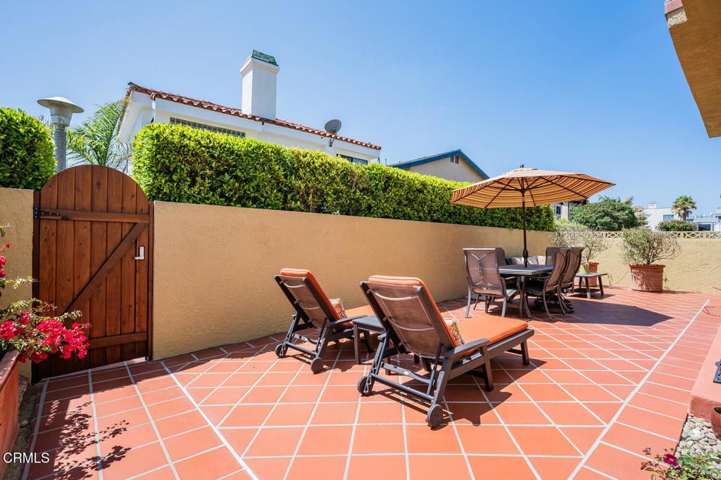 Oxnard, California, 93035, United States, 5 Bedrooms Bedrooms, ,4 BathroomsBathrooms,Residential,Active,1899886