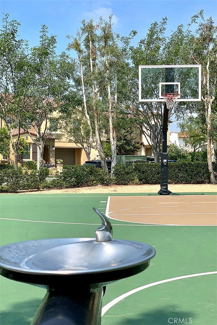 Irvine, California, 92620, United States, 4 Bedrooms Bedrooms, ,4 BathroomsBathrooms,Residential,Active,1986877