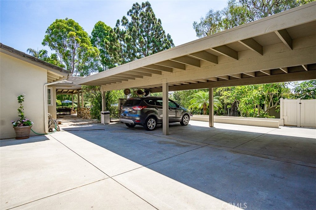 Fullerton, California, 92835, United States, 4 Bedrooms Bedrooms, ,3 BathroomsBathrooms,Residential,Active,1894565