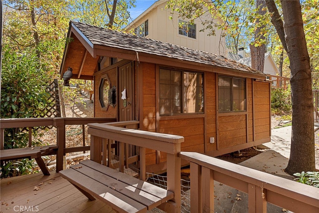 Lake Arrowhead, California, 92352, United States, 4 Bedrooms Bedrooms, ,4 BathroomsBathrooms,Residential,Active,1824526