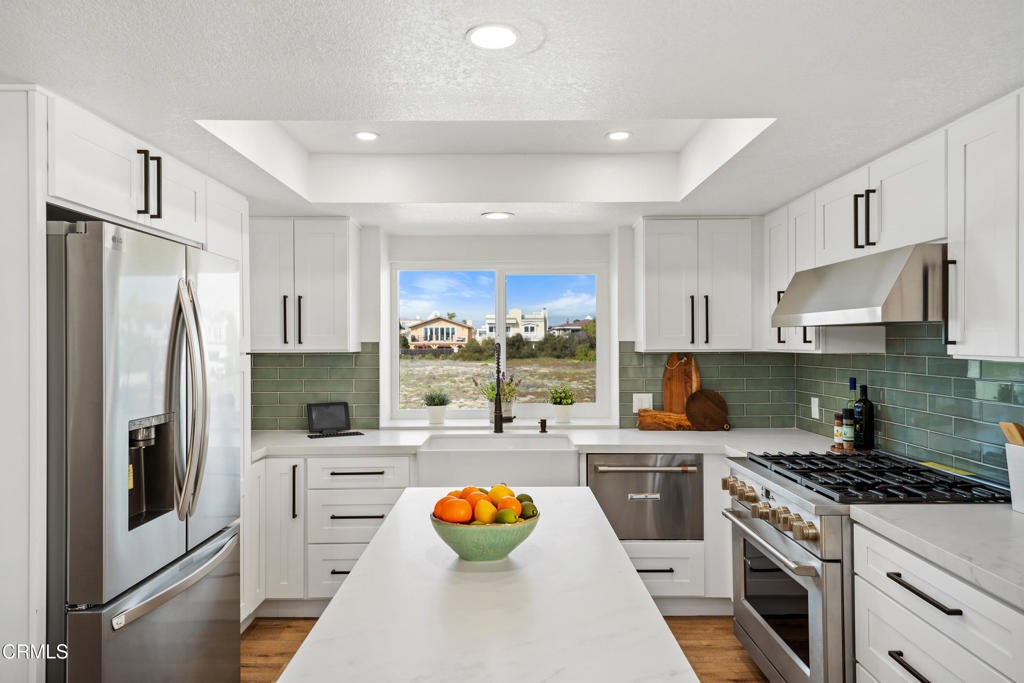 Oxnard, California, 93035, United States, 3 Bedrooms Bedrooms, ,3 BathroomsBathrooms,Residential,Active,1798066