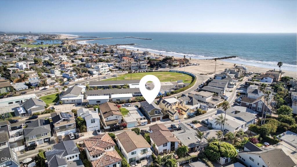 Ventura, California, 93001, United States, 4 Bedrooms Bedrooms, ,3 BathroomsBathrooms,Residential,Active,1926891