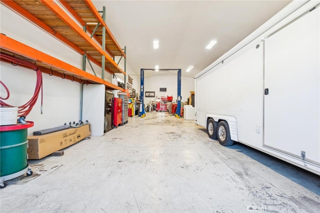 Castaic, California, 91384, United States, 6 Bedrooms Bedrooms, ,6 BathroomsBathrooms,Residential,Active,2009152