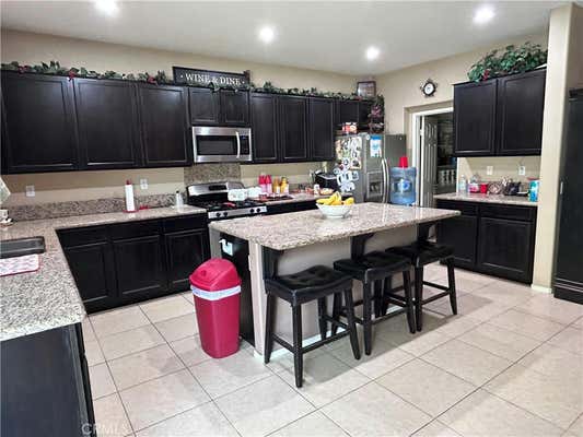 35566 DESERT ROSE WAY, LAKE ELSINORE, CA 92532, photo 4 of 8