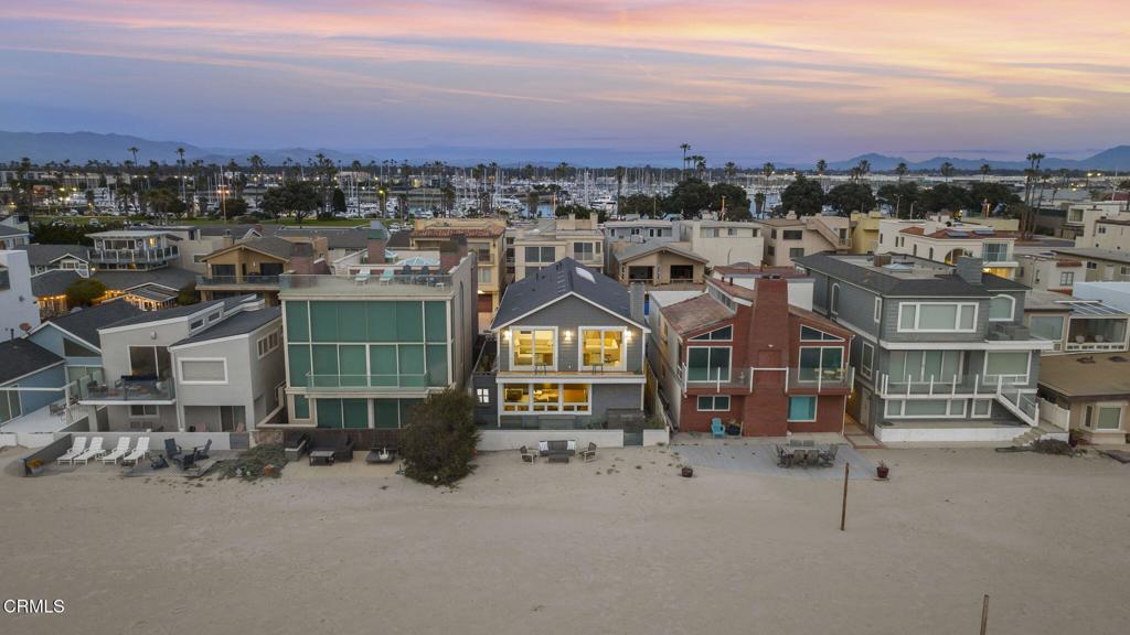Oxnard, California, 93035, United States, 3 Bedrooms Bedrooms, ,4 BathroomsBathrooms,Residential,Active,1905342
