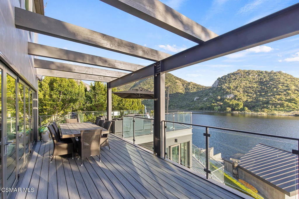 Lake Sherwood, California, 91361, United States, ,4 BathroomsBathrooms,Residential,Active,1820410