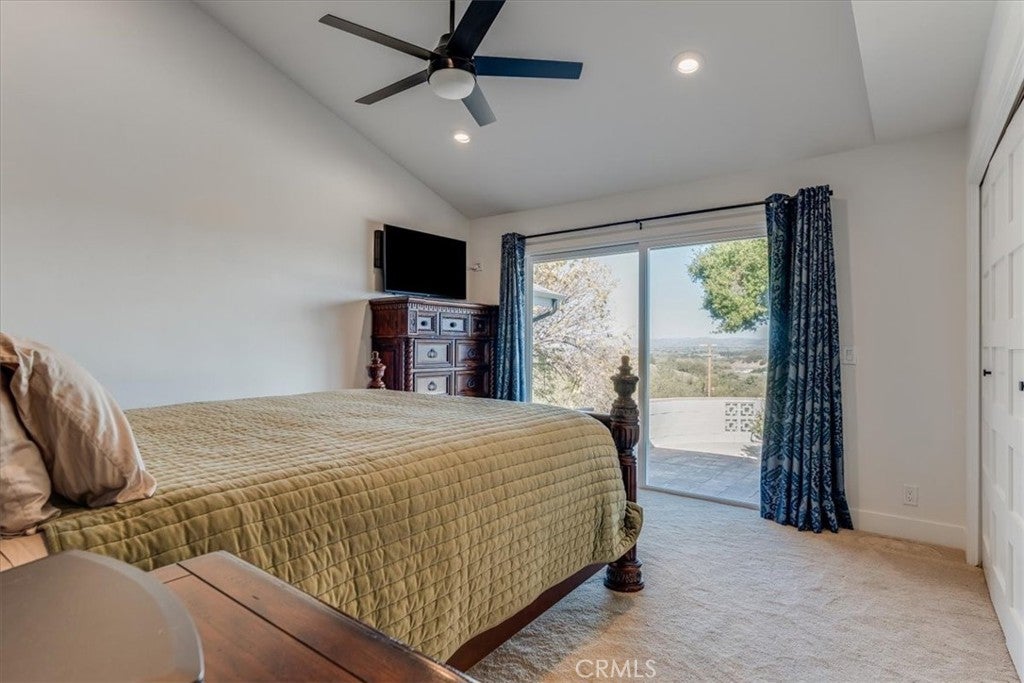 Paso Robles, California, 93446, United States, 3 Bedrooms Bedrooms, ,3 BathroomsBathrooms,Residential,Active,1990043