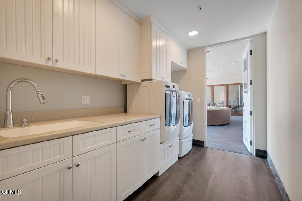 Camarillo, California, 93010, United States, 5 Bedrooms Bedrooms, ,5 BathroomsBathrooms,Residential,Active,1905055