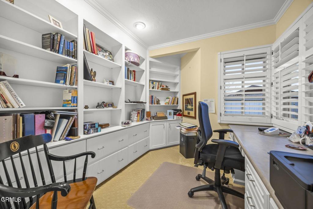 Camarillo, California, 93010, United States, 4 Bedrooms Bedrooms, ,4 BathroomsBathrooms,Residential,Active,1853313