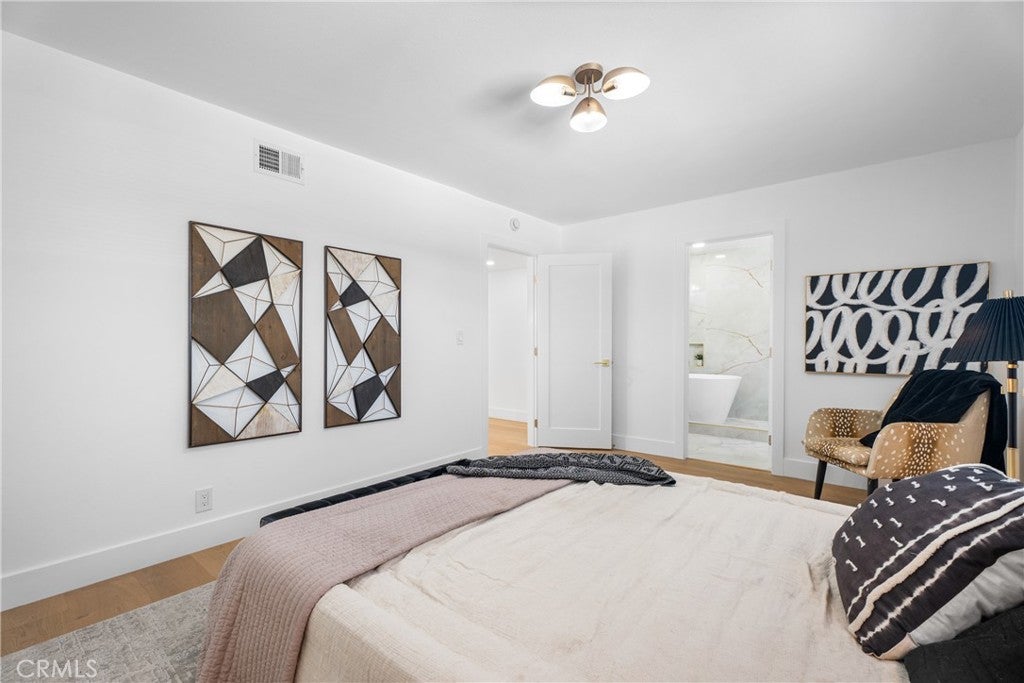 Huntington Beach, California, 92646, United States, 4 Bedrooms Bedrooms, ,5 BathroomsBathrooms,Residential,Active,1969639