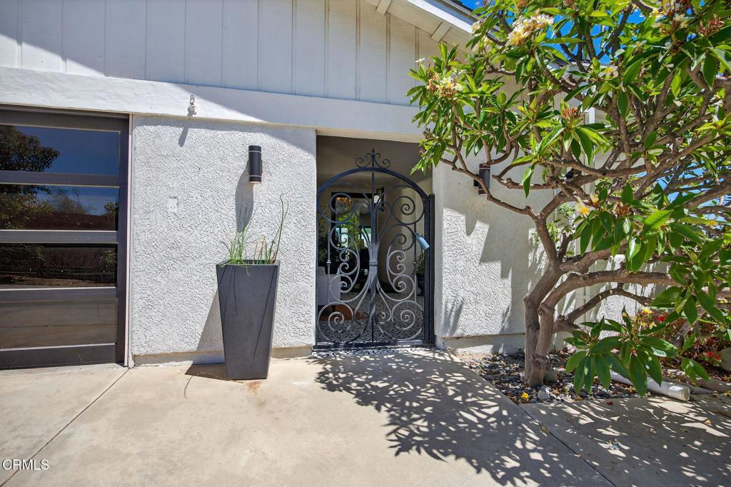 Camarillo, California, 93010, United States, 5 Bedrooms Bedrooms, ,5 BathroomsBathrooms,Residential,Active,1914579