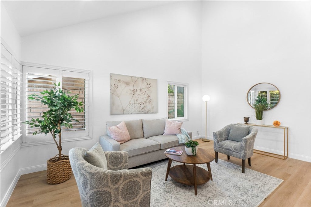 Lake Forest, California, 92630, United States, 5 Bedrooms Bedrooms, ,3 BathroomsBathrooms,Residential,Active,2002616