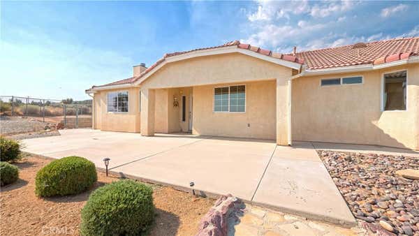 8827 SIERRA VISTA RD, PHELAN, CA 92371, photo 2 of 39