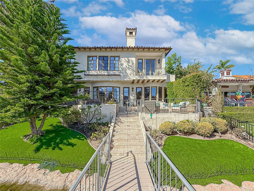 Westlake Village, California, 91361, United States, 3 Bedrooms Bedrooms, ,4 BathroomsBathrooms,Residential,Active,1985851