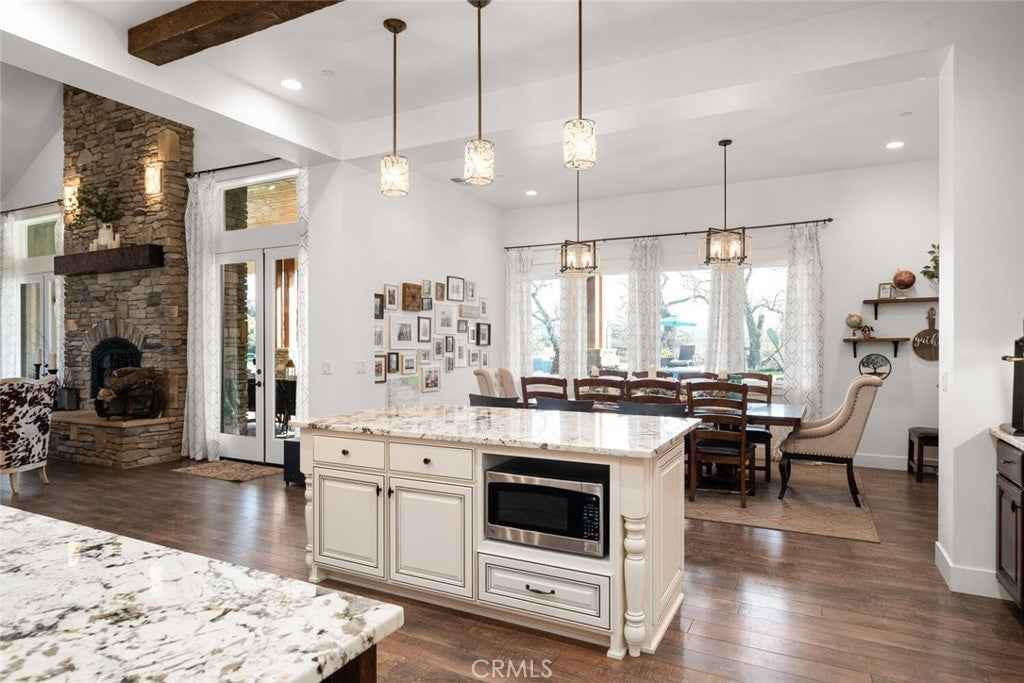 Oroville, California, 95965, United States, ,5 BathroomsBathrooms,Residential,Active,1702211