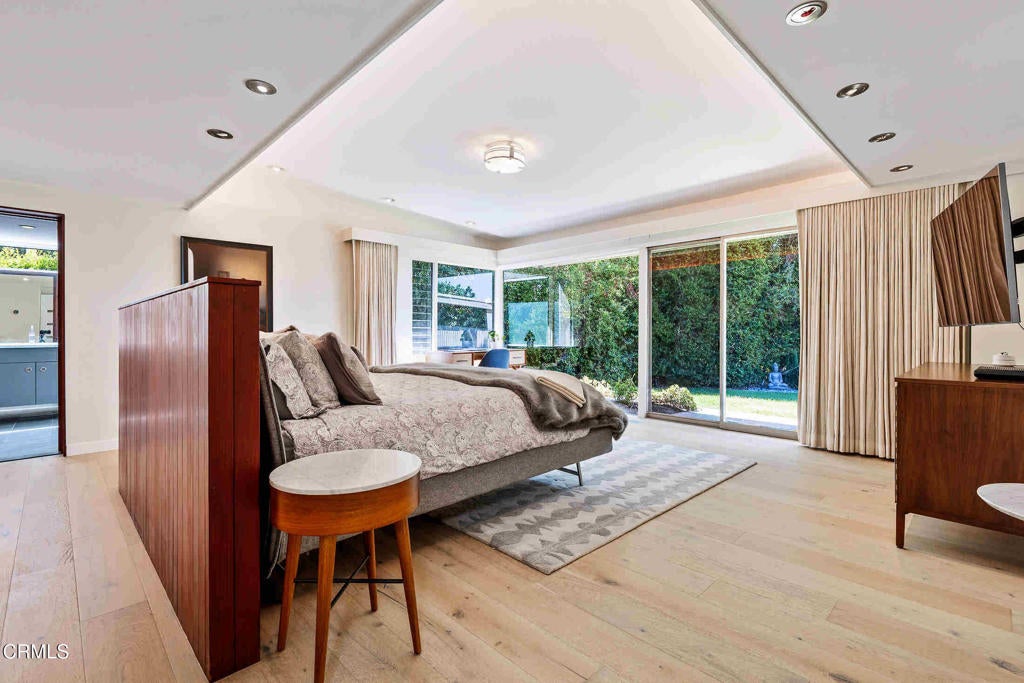 Pasadena, California, 91107, United States, 5 Bedrooms Bedrooms, ,5 BathroomsBathrooms,Residential,Active,1941341