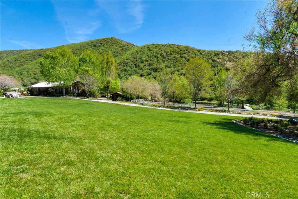 Oak Glen, California, 92399, United States, ,3 BathroomsBathrooms,Residential,Pending,1782592