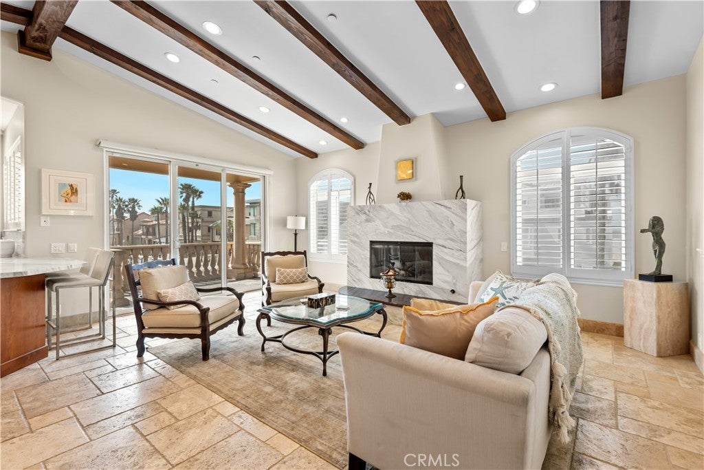 Oxnard, California, 93035, United States, 3 Bedrooms Bedrooms, ,3 BathroomsBathrooms,Residential,Active,2009405