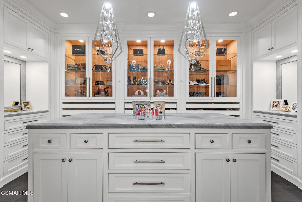 Westlake Village, California, 91362, United States, ,7 BathroomsBathrooms,Residential,Active,1824013