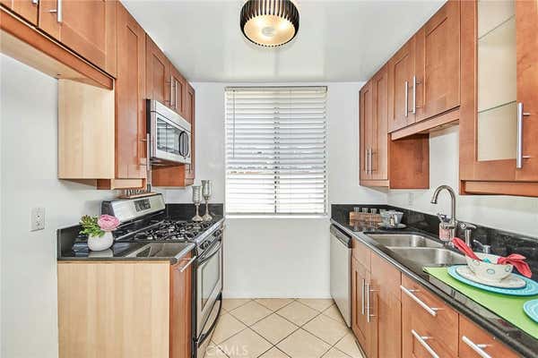 856 N VAN NESS AVE APT 3, LOS ANGELES, CA 90038 - Image 1