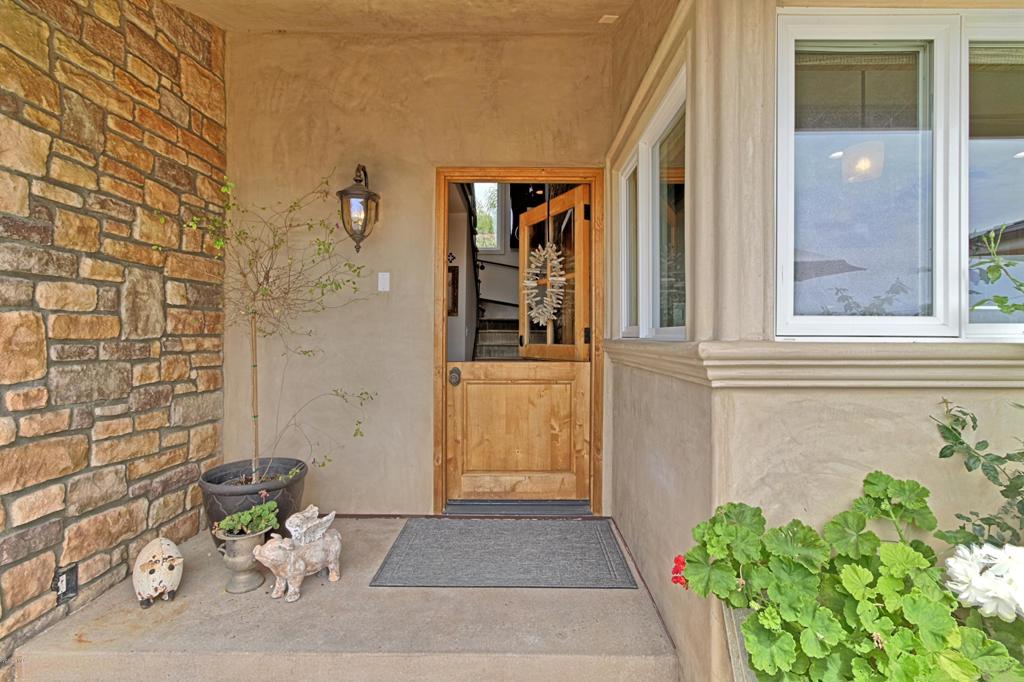 Ventura, California, 93003, United States, 4 Bedrooms Bedrooms, ,4 BathroomsBathrooms,Residential,Active,1944051