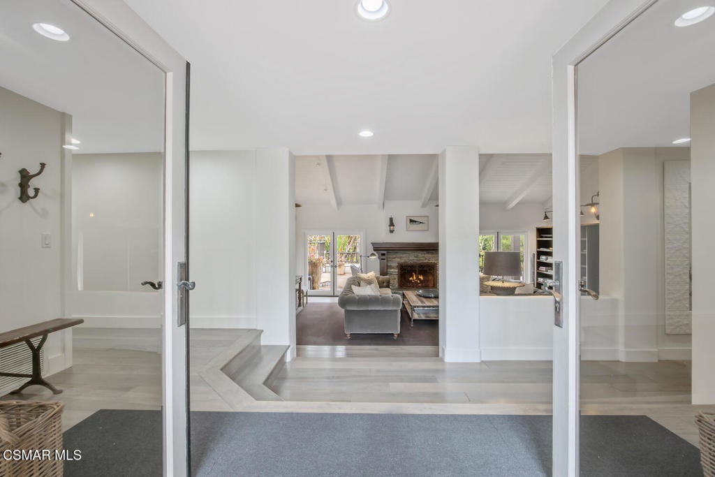 Malibu, California, 90265, United States, 4 Bedrooms Bedrooms, ,5 BathroomsBathrooms,Residential,Active,1892428