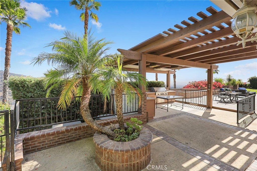 Arcadia, California, 91006, United States, 7 Bedrooms Bedrooms, ,8 BathroomsBathrooms,Residential,Active,1914824