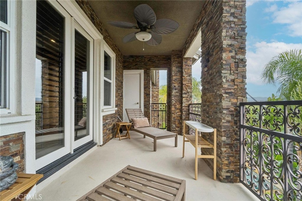 Valencia, California, 91354, United States, 6 Bedrooms Bedrooms, ,6 BathroomsBathrooms,Residential,Active,2008301