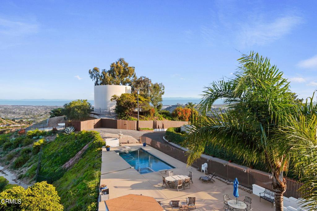 Ventura, California, 93003, United States, 4 Bedrooms Bedrooms, ,3 BathroomsBathrooms,Residential,Active,1990033