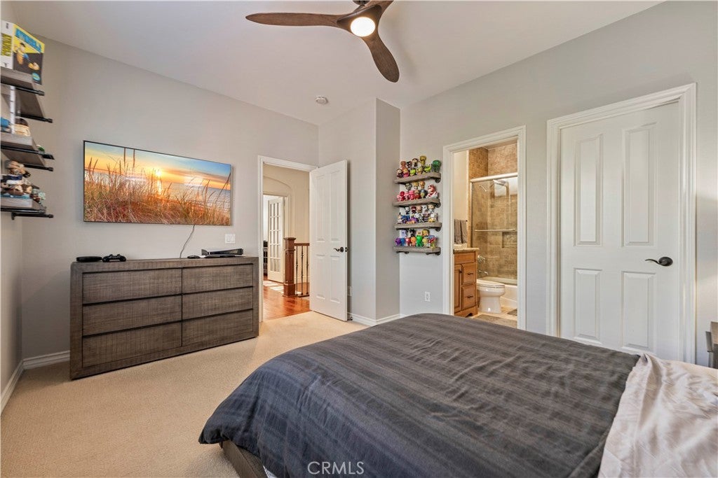 Valencia, California, 91381, United States, 5 Bedrooms Bedrooms, ,4 BathroomsBathrooms,Residential,Active,2007929