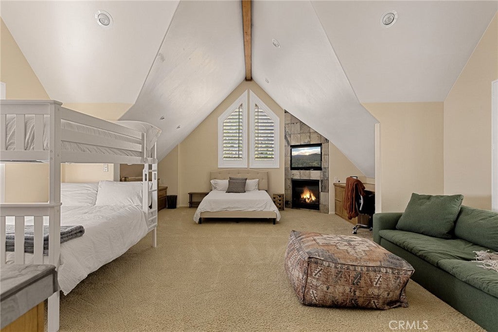 Lake Arrowhead, California, 92352, United States, 4 Bedrooms Bedrooms, ,4 BathroomsBathrooms,Residential,Active,1824526