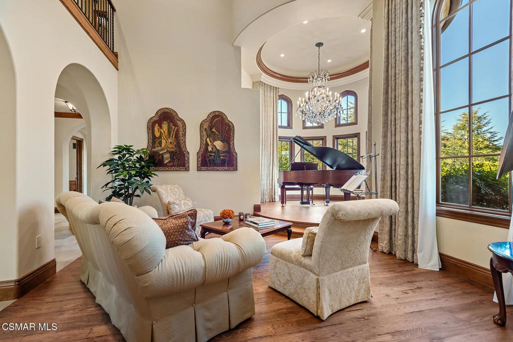 Thousand Oaks, California, 91361, United States, 7 Bedrooms Bedrooms, ,13 BathroomsBathrooms,Residential,Active,1748234