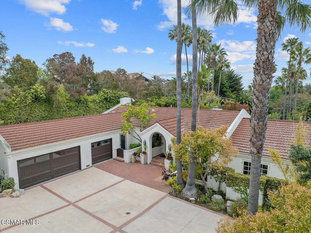 Malibu, California, 90265, United States, 4 Bedrooms Bedrooms, ,5 BathroomsBathrooms,Residential,Active,1892428
