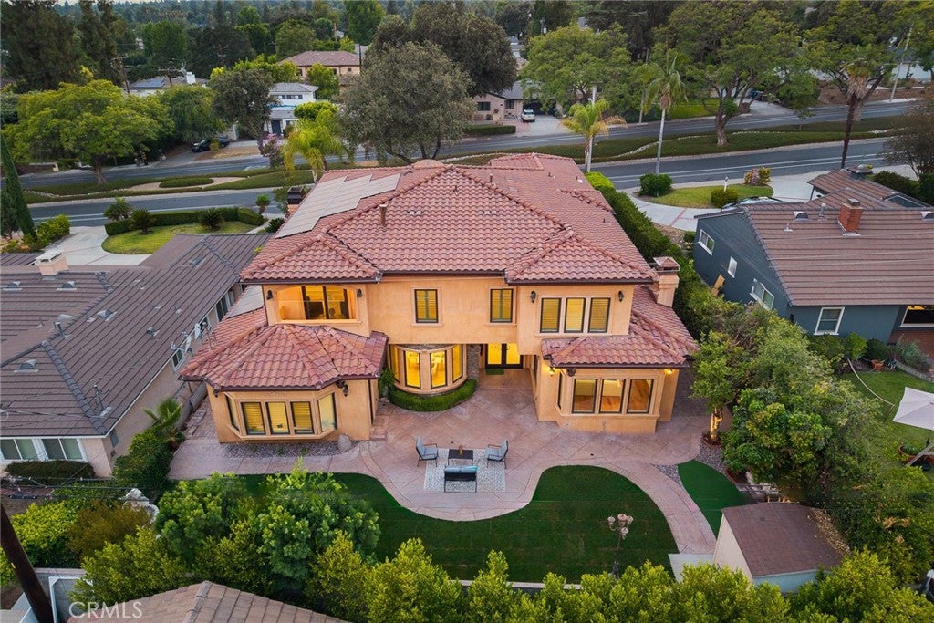 Arcadia, California, 91006, United States, 4 Bedrooms Bedrooms, ,5 BathroomsBathrooms,Residential,Active,1904748