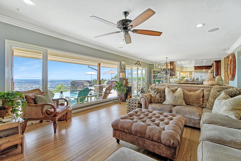 Ventura, California, 93003, United States, 4 Bedrooms Bedrooms, ,4 BathroomsBathrooms,Residential,Active,1944051