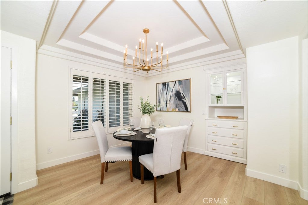 La Verne, California, 91750, United States, 3 Bedrooms Bedrooms, ,2 BathroomsBathrooms,Residential,Active,1998586