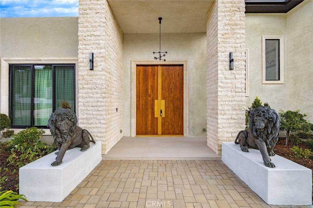 Chino Hills, California, 91709, United States, 6 Bedrooms Bedrooms, ,7 BathroomsBathrooms,Residential,Active,1998567