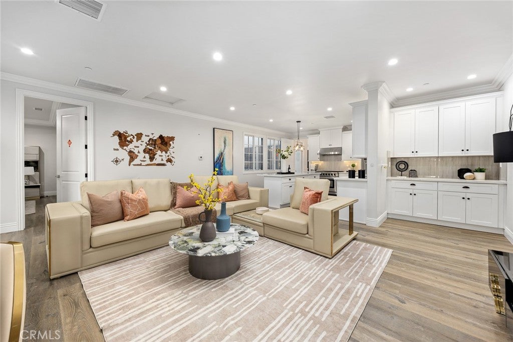 Temple City, California, 91780, United States, 4 Bedrooms Bedrooms, ,5 BathroomsBathrooms,Residential,Active,2016702