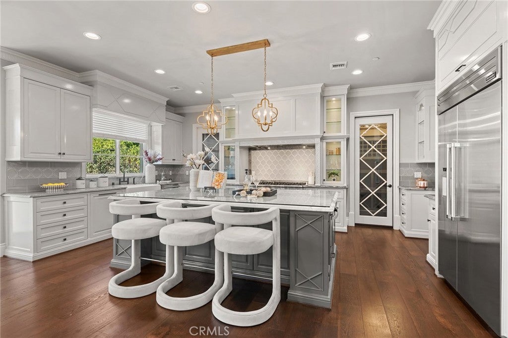 Arcadia, California, 91006, United States, 4 Bedrooms Bedrooms, ,5 BathroomsBathrooms,Residential,Active,2014620