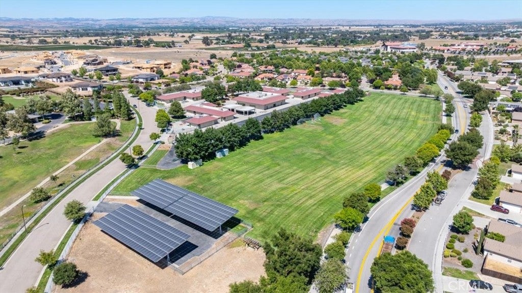 Paso Robles, California, 93446, United States, 4 Bedrooms Bedrooms, ,3 BathroomsBathrooms,Residential,Active,1914823