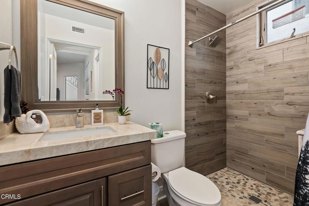 Oxnard, California, 93035, United States, 4 Bedrooms Bedrooms, ,5 BathroomsBathrooms,Residential,Active,1869114