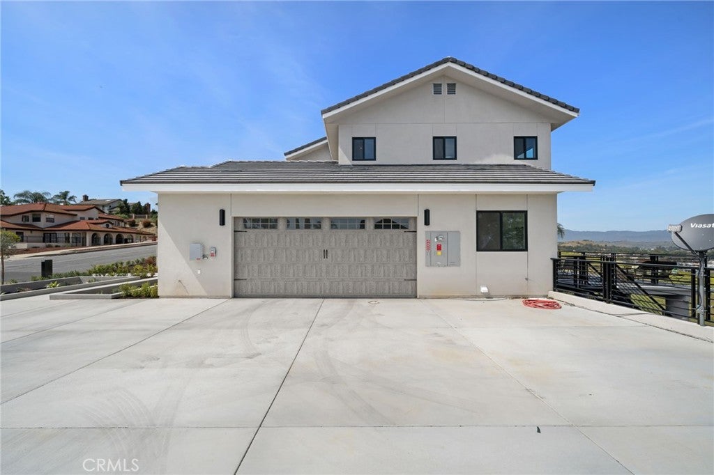 Chino Hills, California, 91709, United States, 5 Bedrooms Bedrooms, ,5 BathroomsBathrooms,Residential,Active,2030088