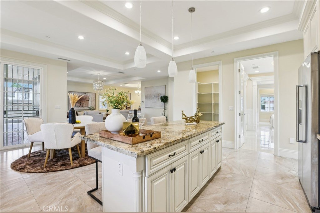 Temple City, California, 91780, United States, 5 Bedrooms Bedrooms, ,6 BathroomsBathrooms,Residential,Active,1988707